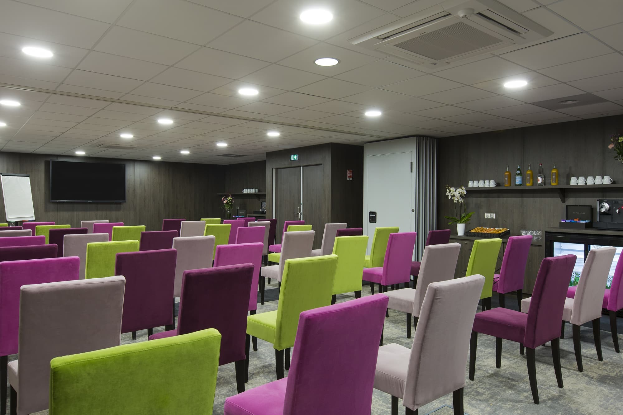 B&B HOTEL Strasbourg Nord Schiltigheim Lac, Conferences