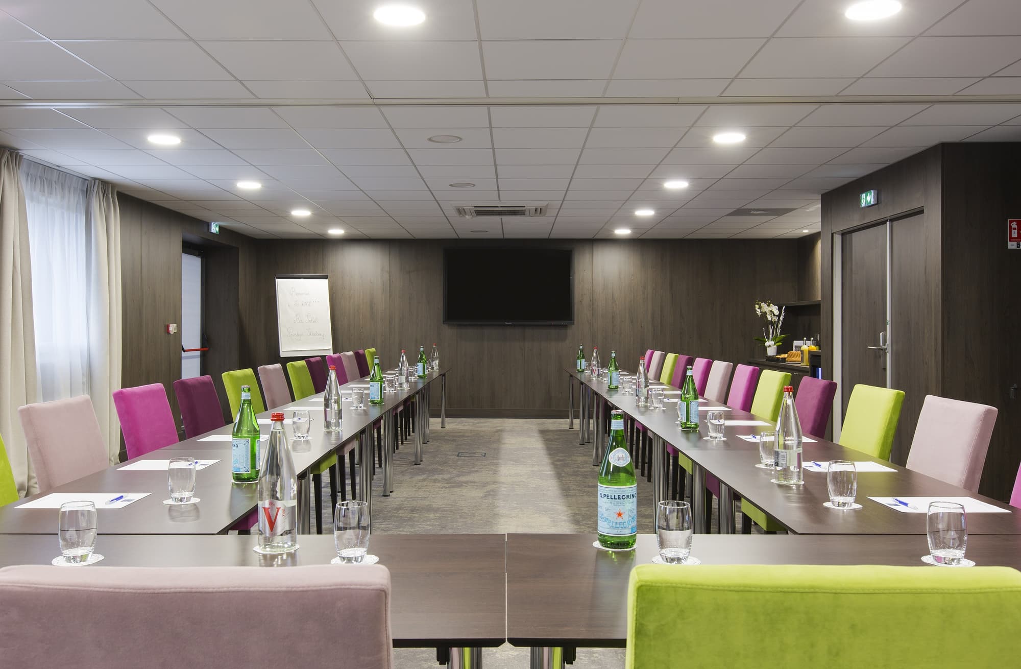 B&B HOTEL Strasbourg Nord Schiltigheim Lac, Conferences