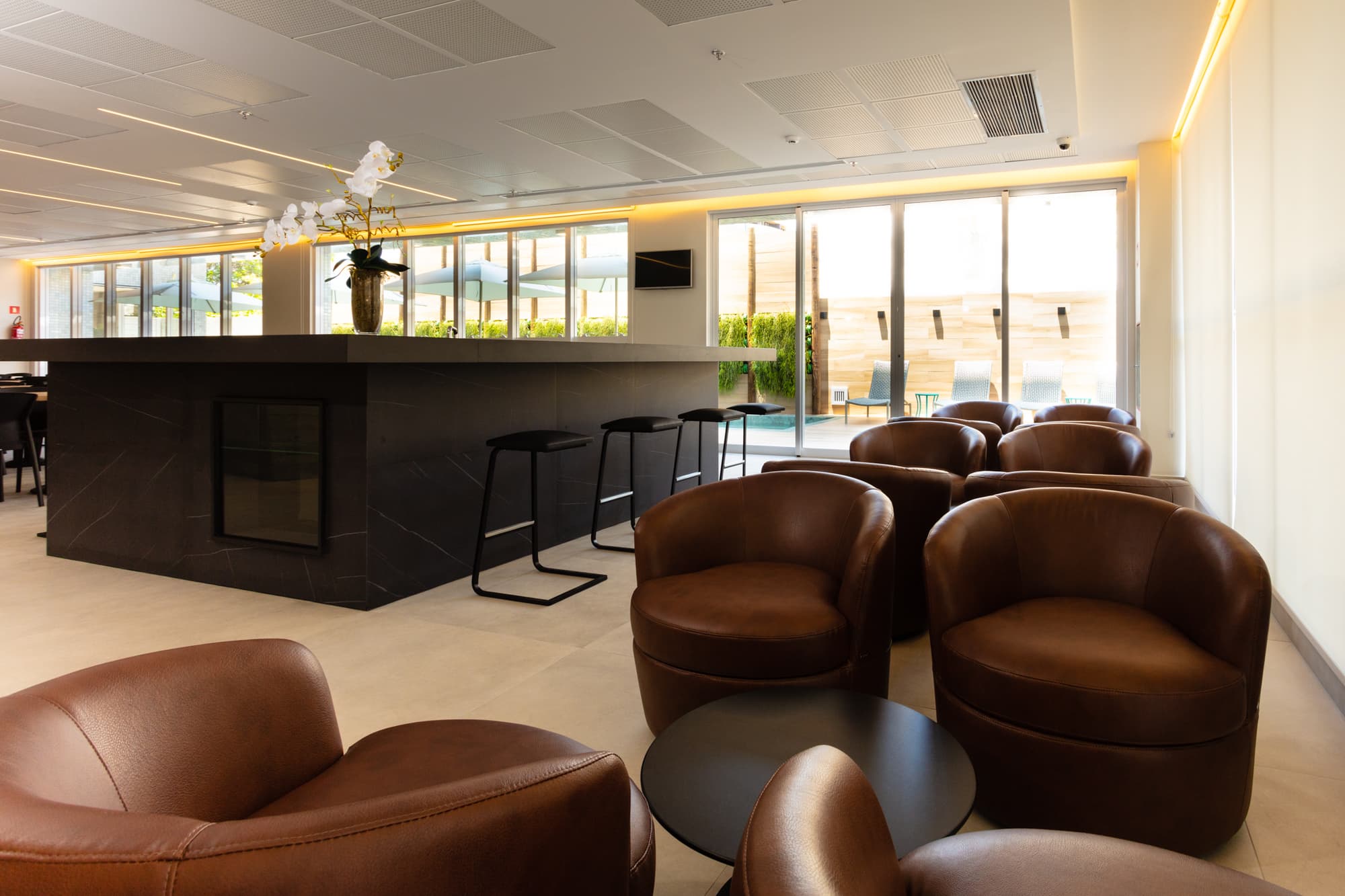 Flix Hotel, Bar