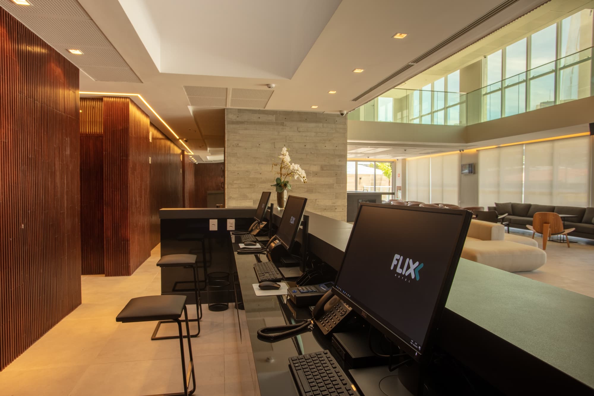 Flix Hotel, Lobby