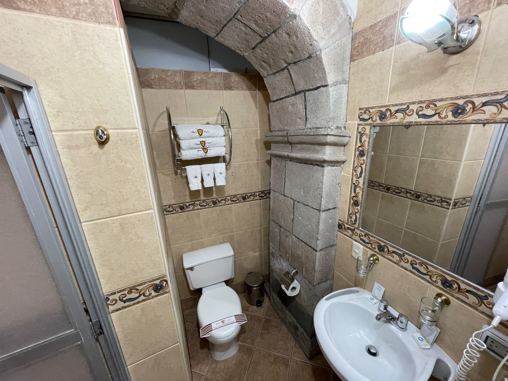 Hotel Rojas Inn, Room