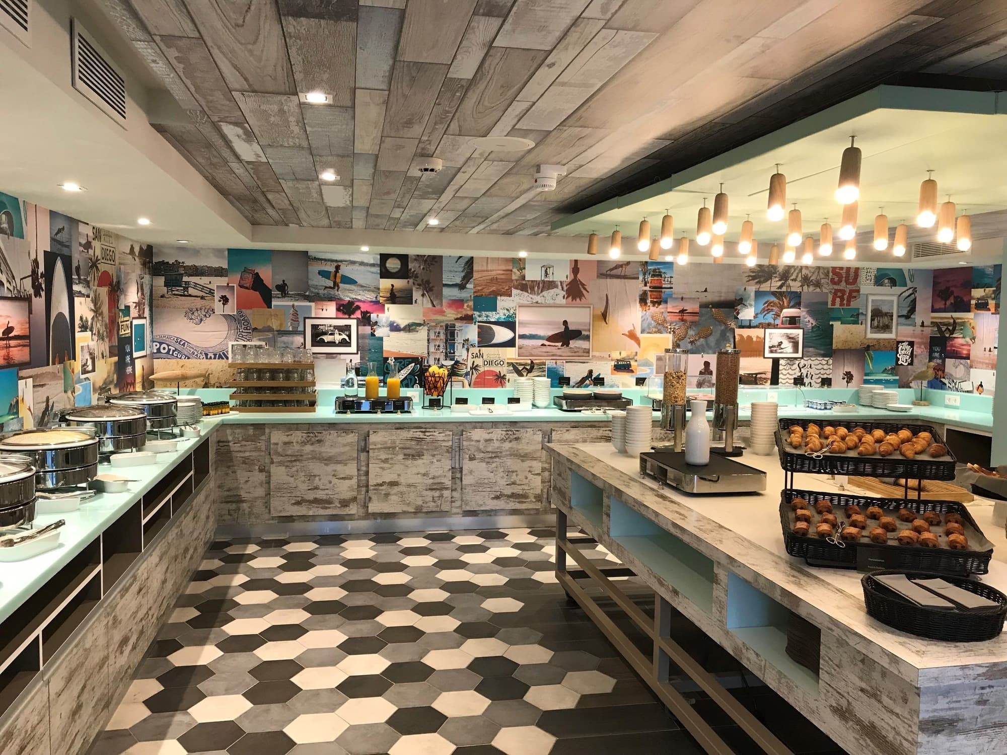 Hampton by Hilton Paris Clichy, Restaurant