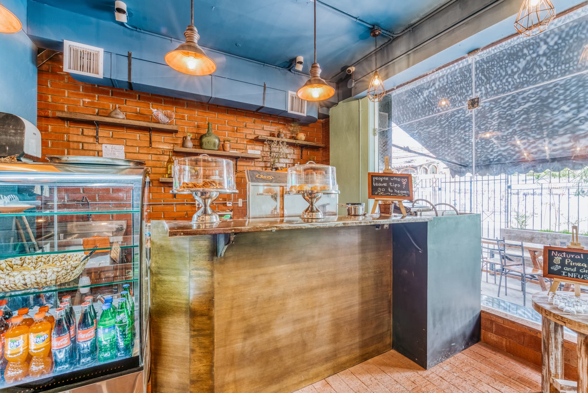 Socialtel La Paz, Restaurant