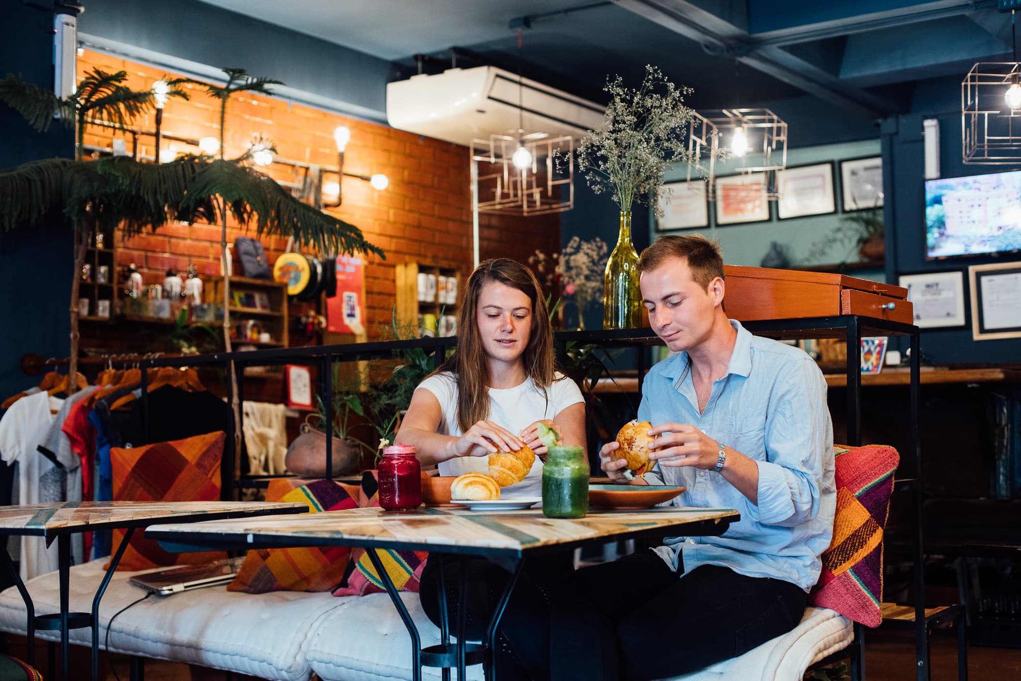 Socialtel La Paz, Restaurant