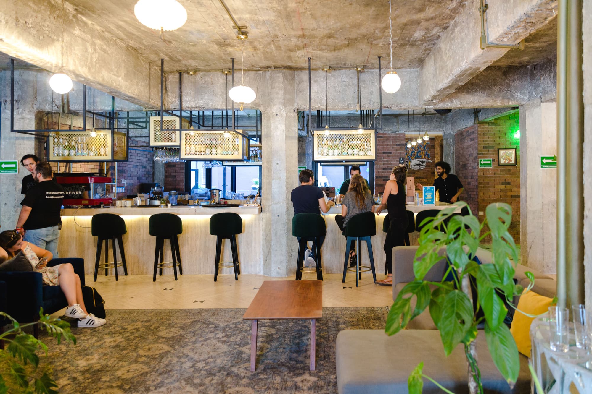 Selina Mexico City, Bar