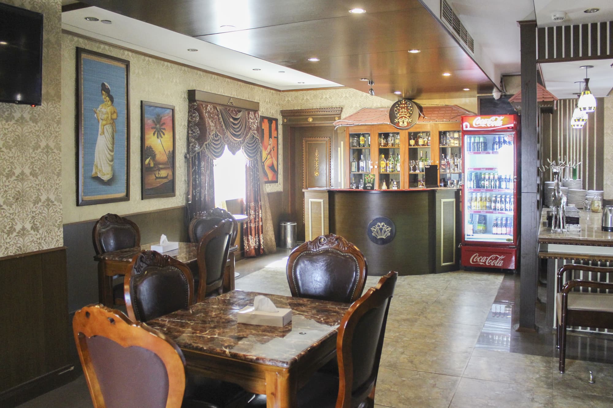 Clifton International Hotel, Bar