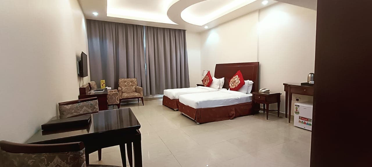 Clifton International Hotel, Room