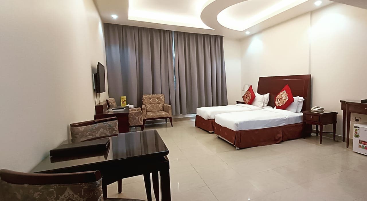 Clifton International Hotel, Room