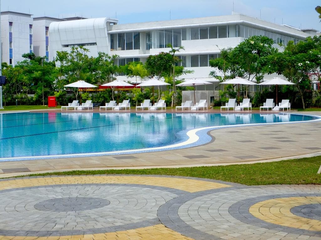 Nunia Inn Bandara, Pool