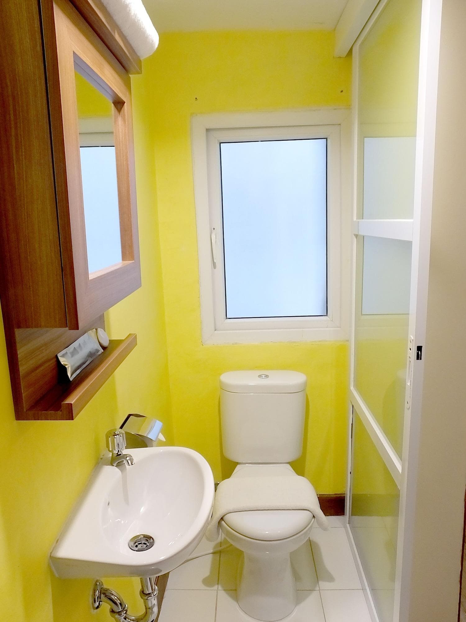 Nunia Inn Bandara, Room