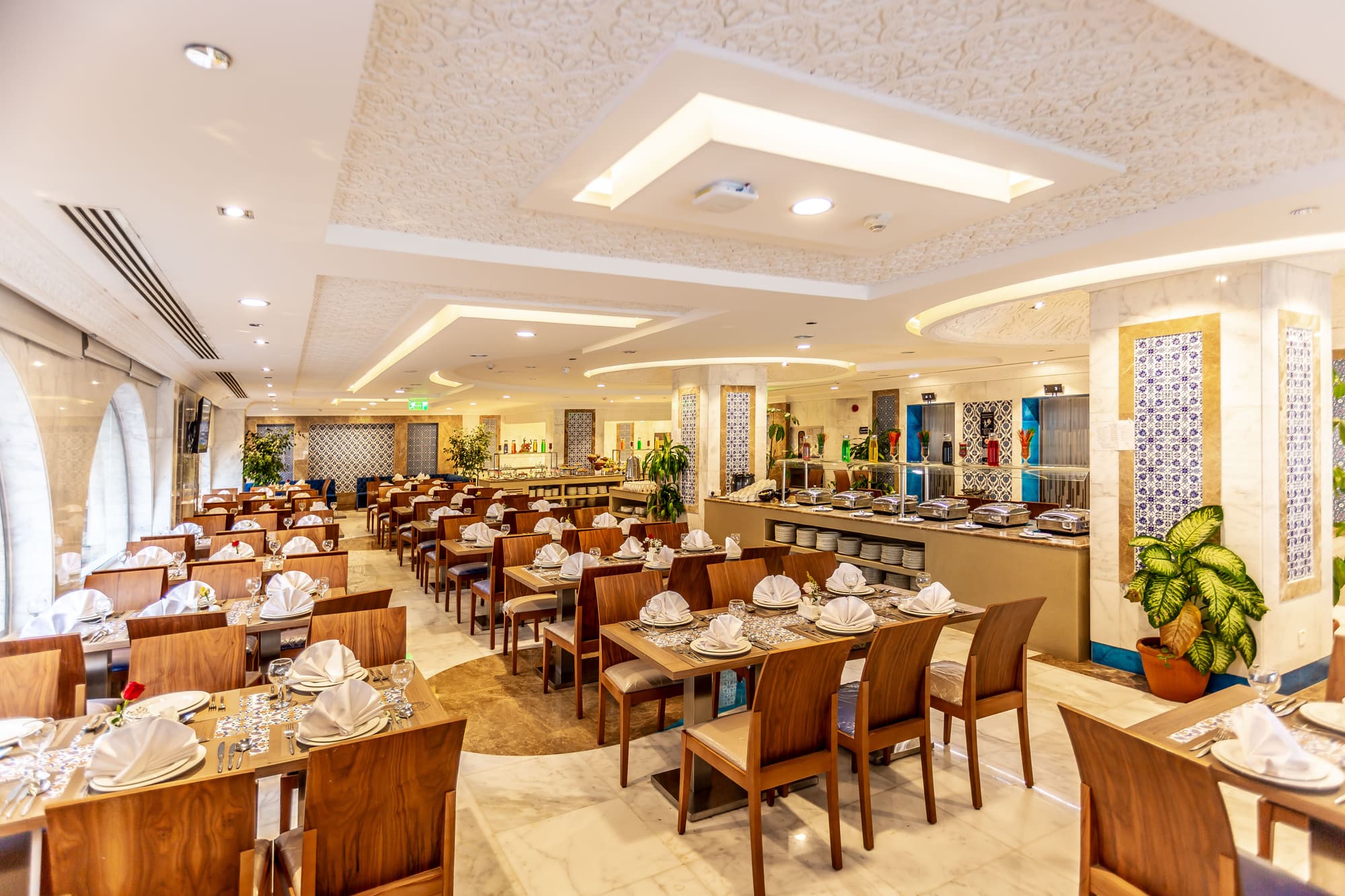 Tulip Inn AlDar Rawafed, Restaurant