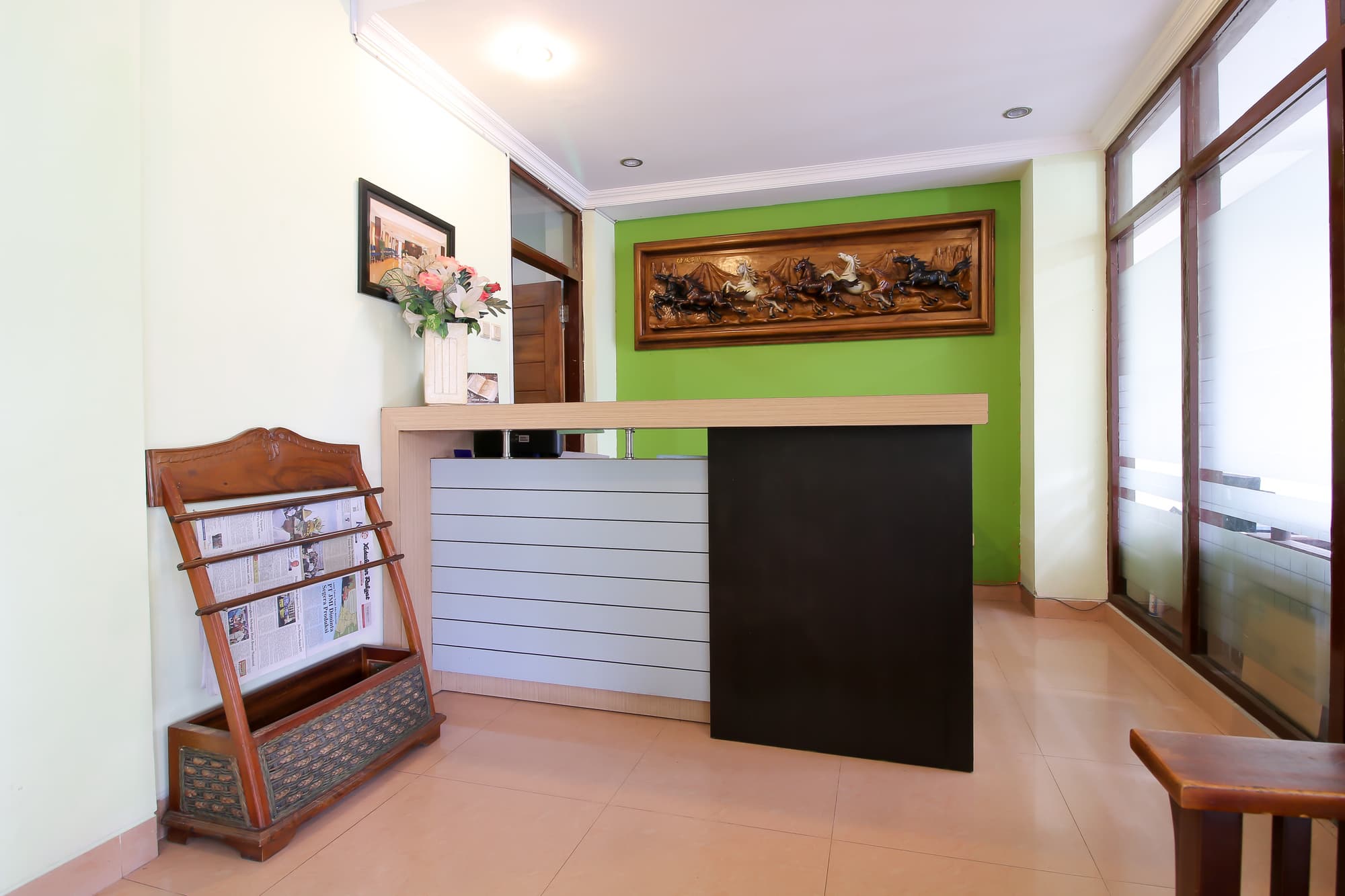 RedDoorz Plus @ Taman Siswa 2, Lobby