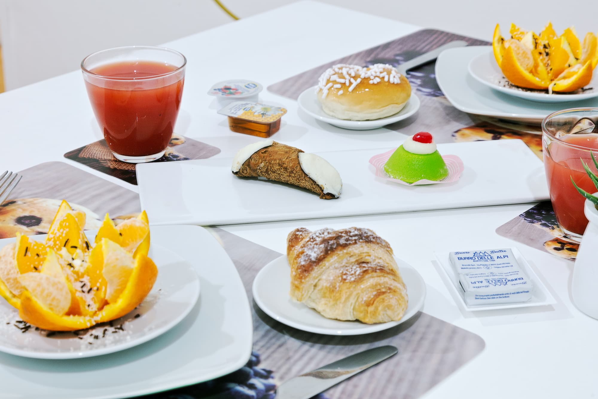 Afea Art & Rooms, Bar