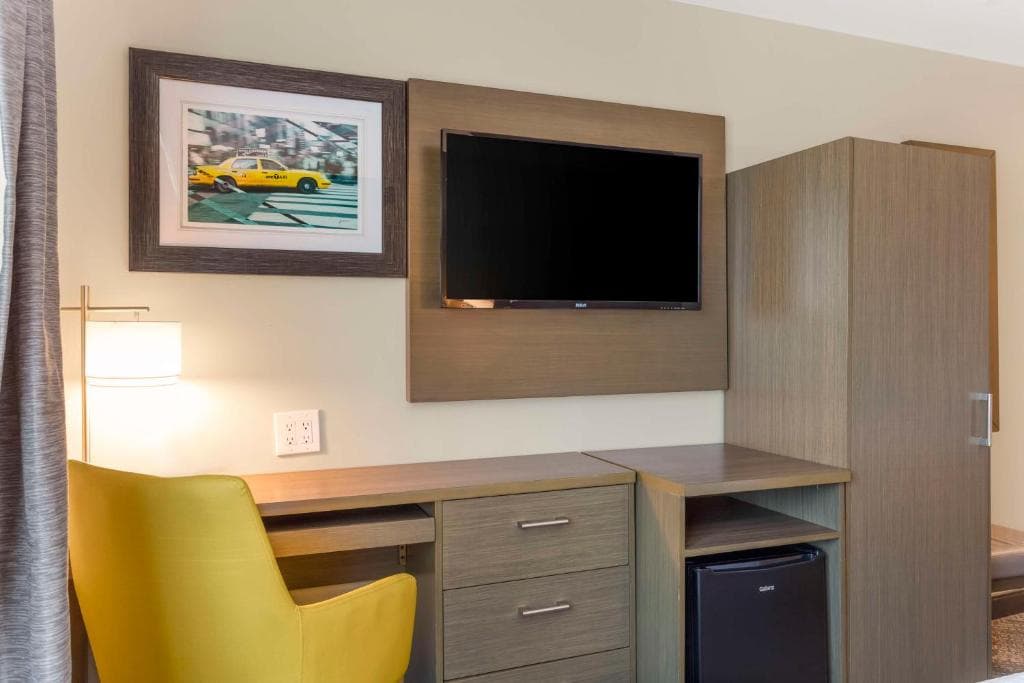 Best Western Brooklyn-Coney Island Inn, Room