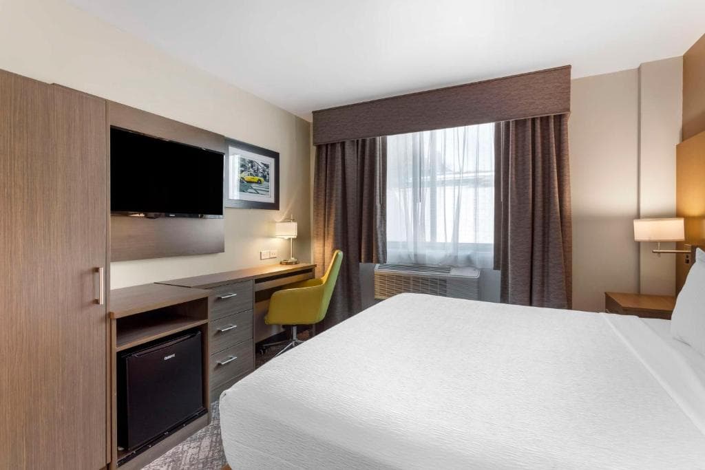 Best Western Brooklyn-Coney Island Inn, Room