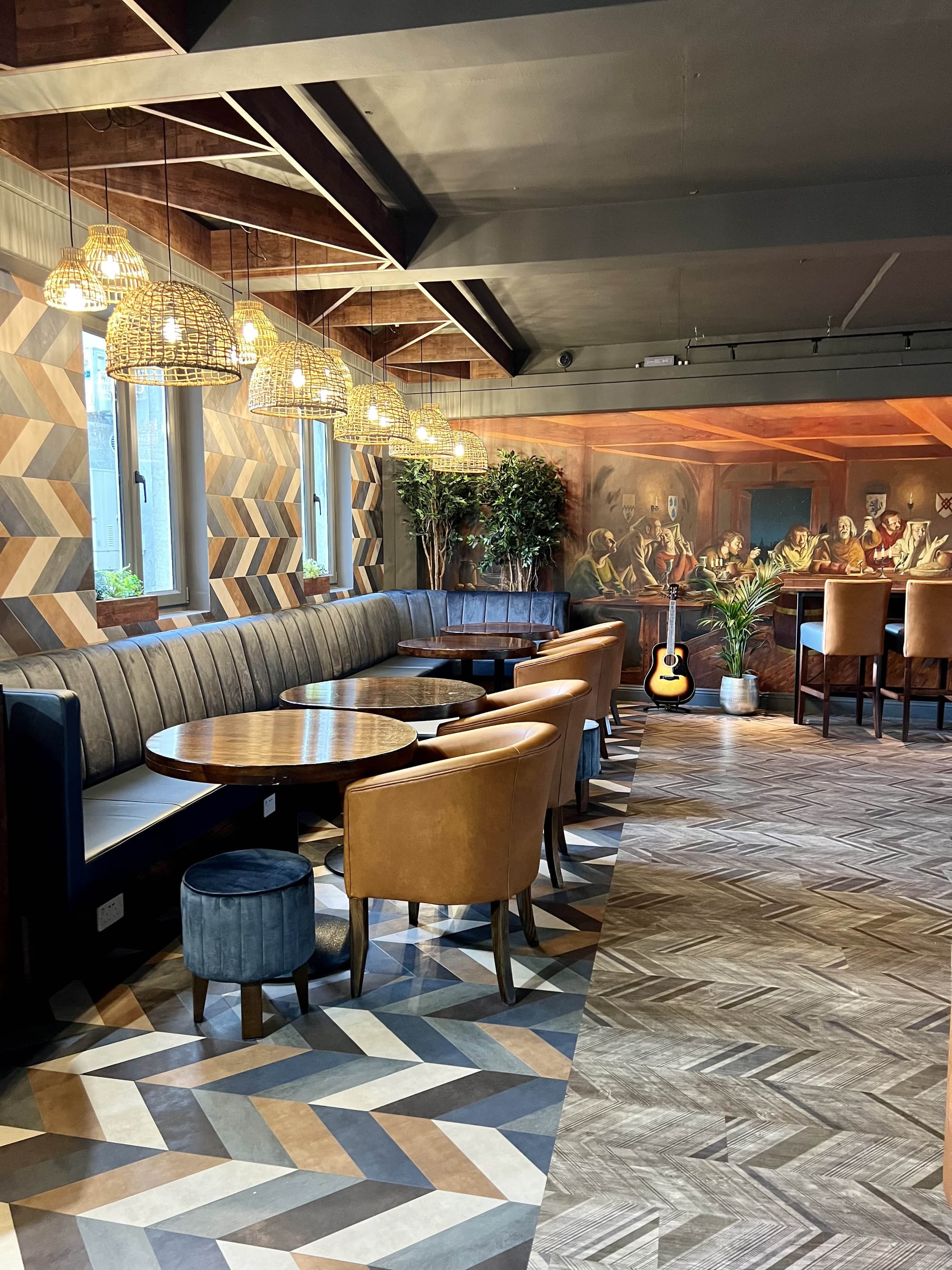 Kinlay Hostel Eyre Square - Best Hostel in Ireland, General view