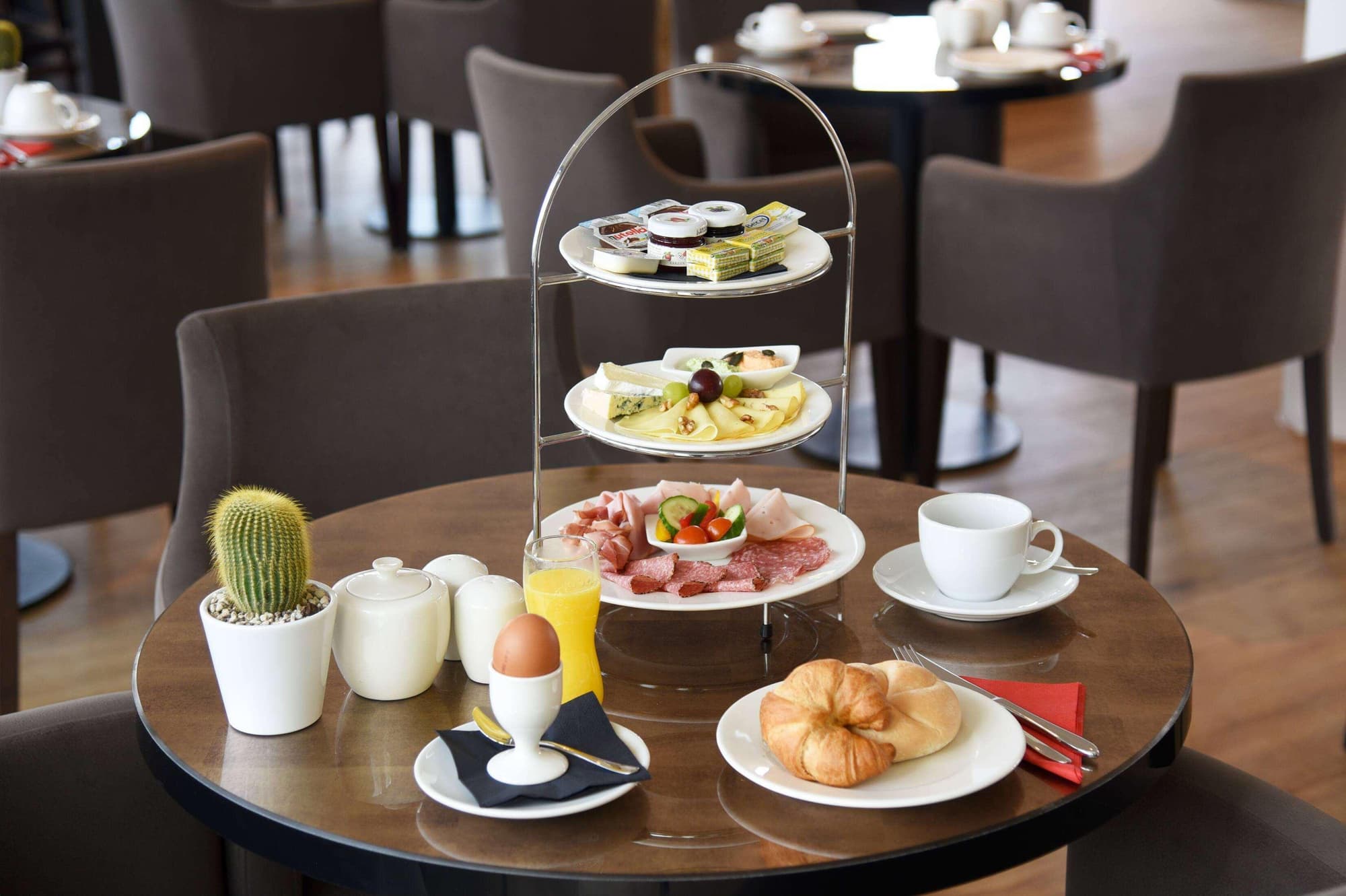 Amedia Luxury Suites Graz A Trademark By Wyndham, Restaurant