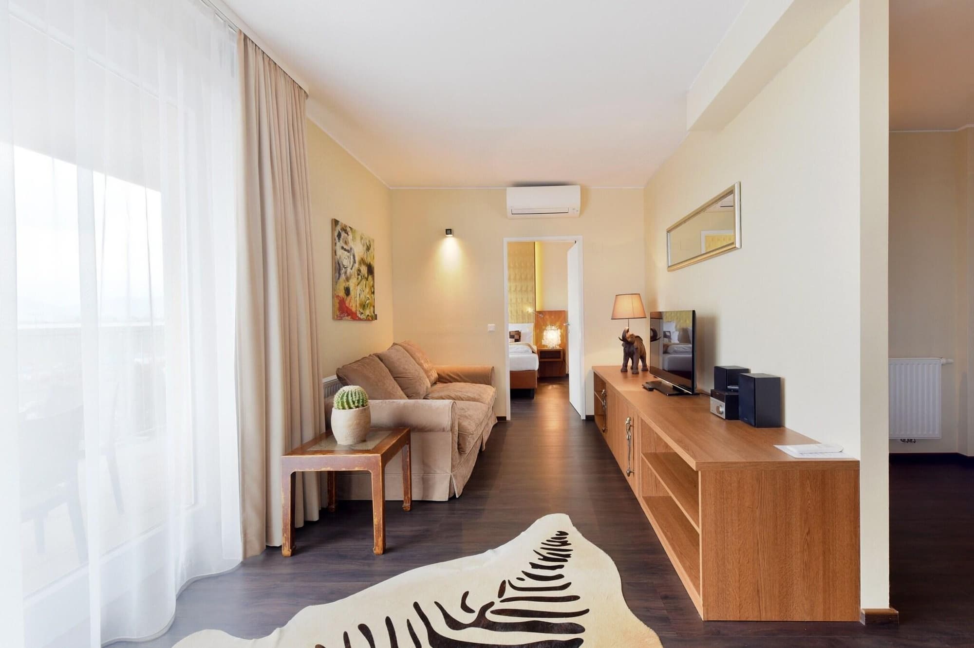 Amedia Luxury Suites Graz A Trademark By Wyndham, Room