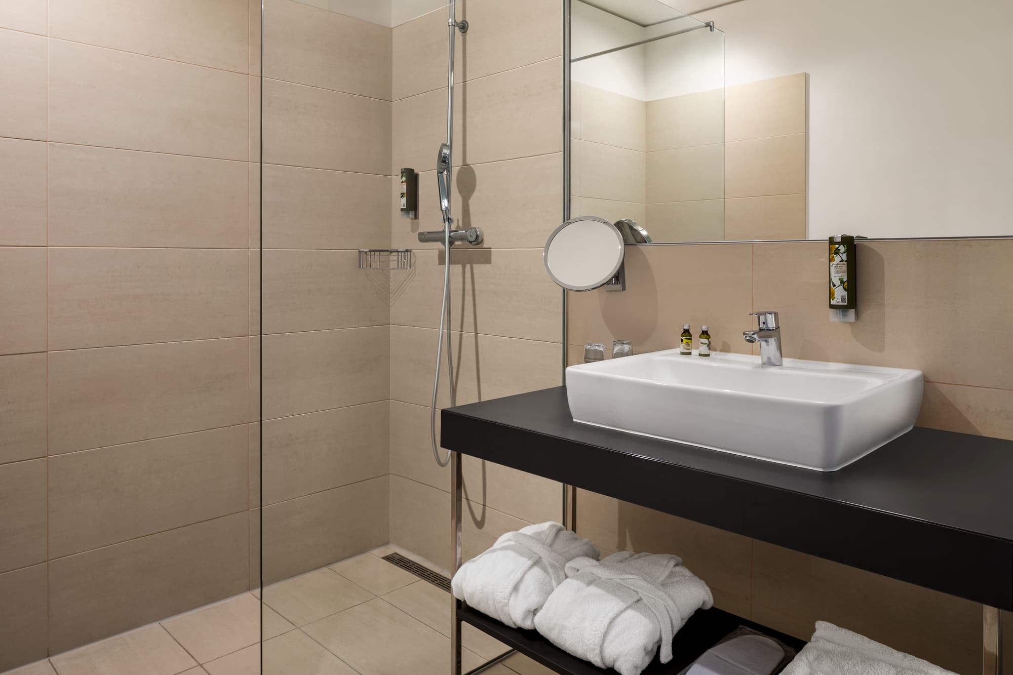 Amedia Luxury Suites Graz A Trademark By Wyndham, Room