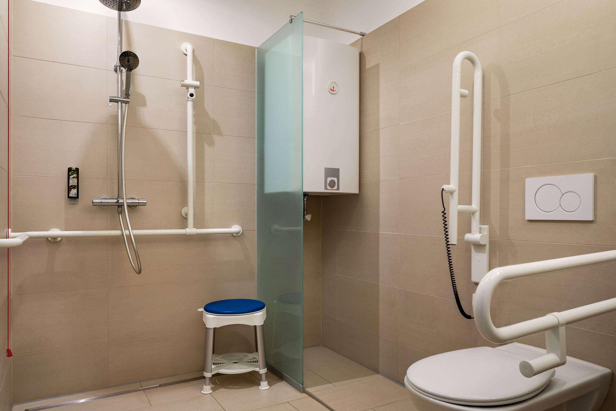 Amedia Luxury Suites Graz A Trademark By Wyndham, Room