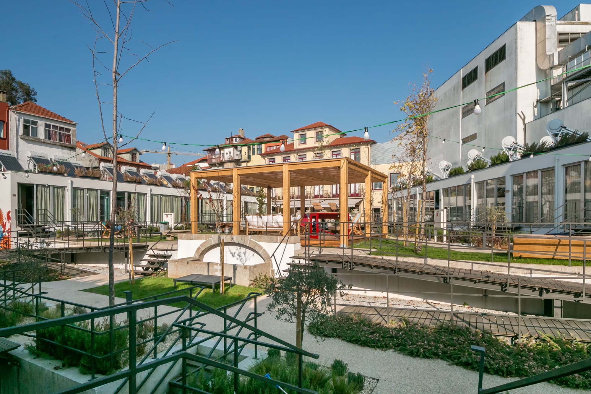 Selina Porto, Terrace