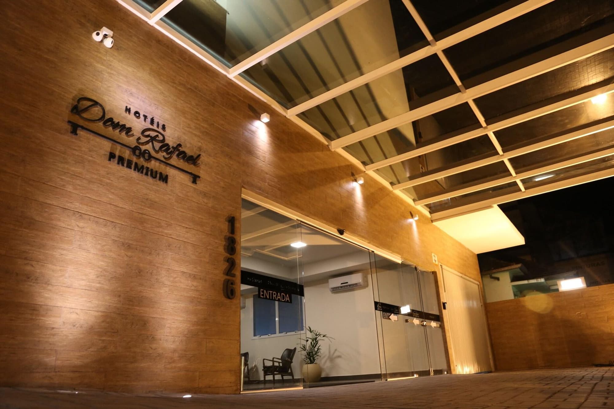 Dom Rafael Premium, General view