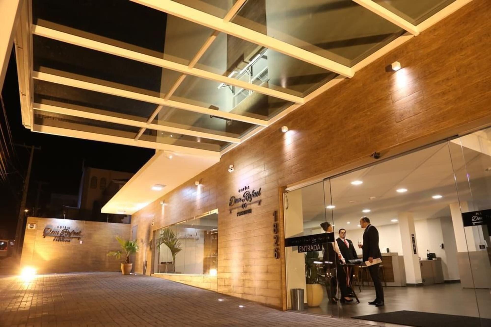 Dom Rafael Premium, General view