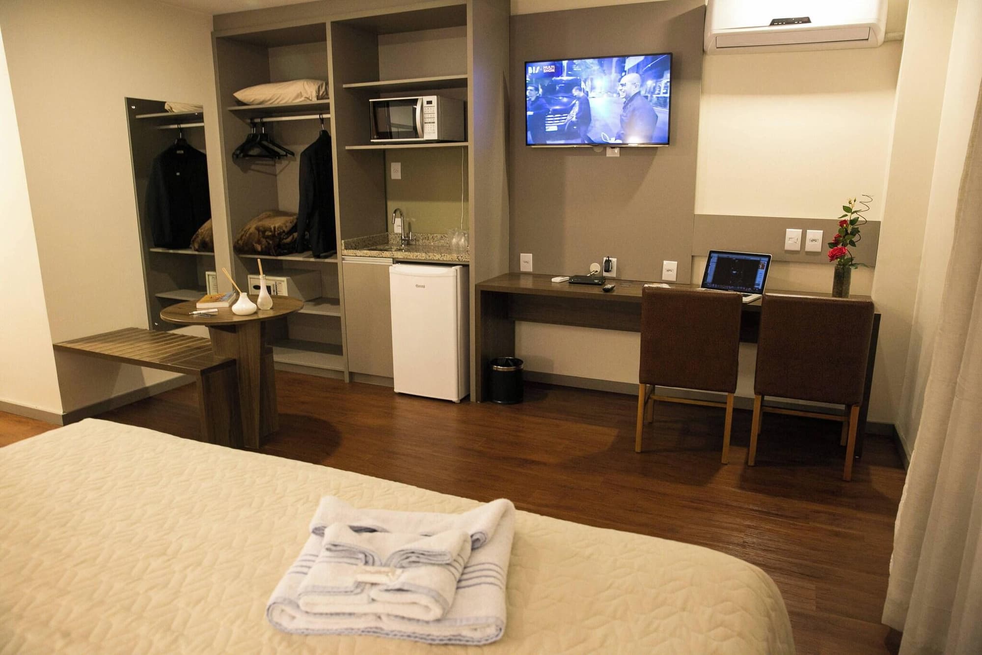 Dom Rafael Premium, Room