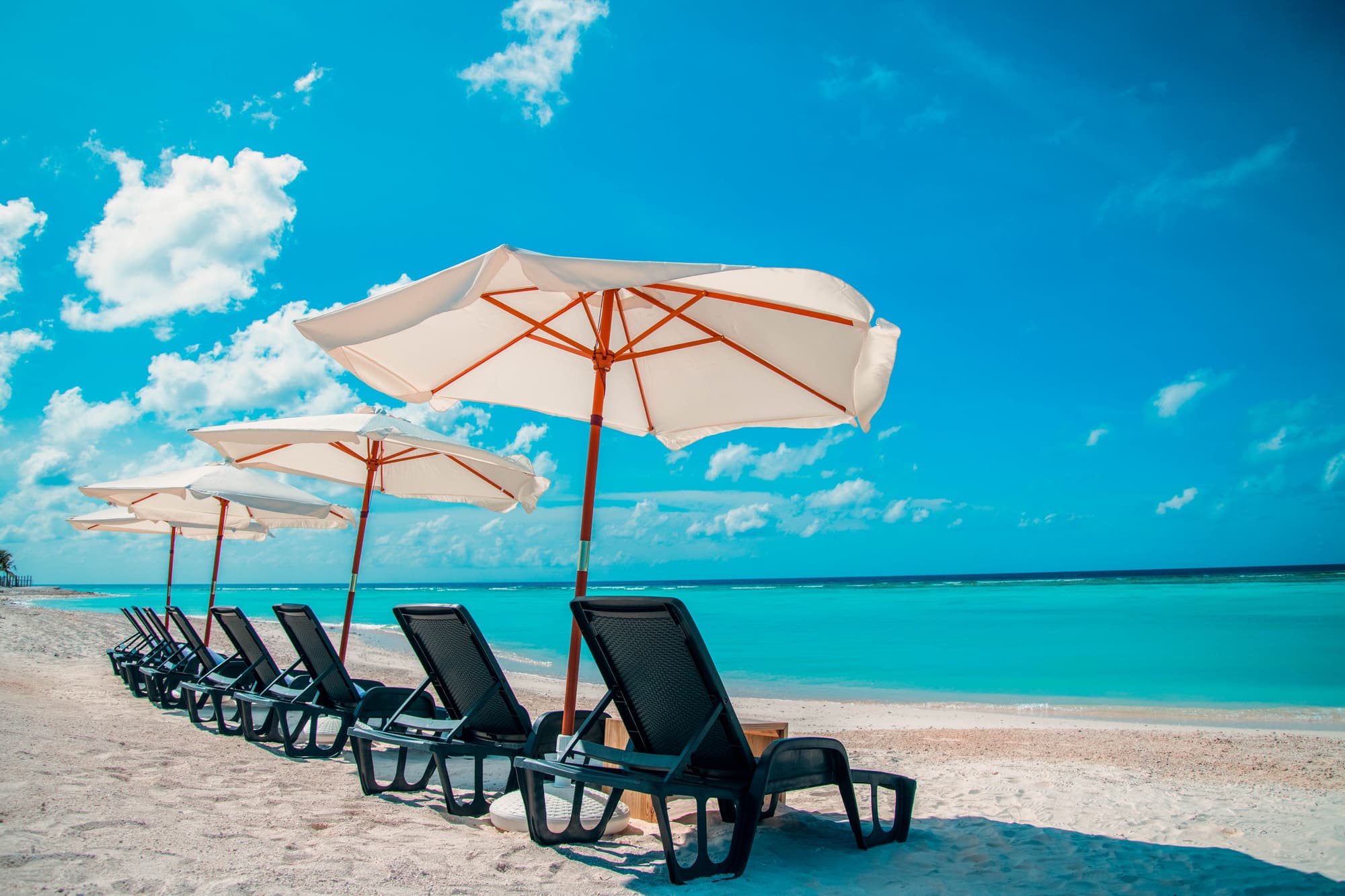 South Palm Resort Maldives, Beach