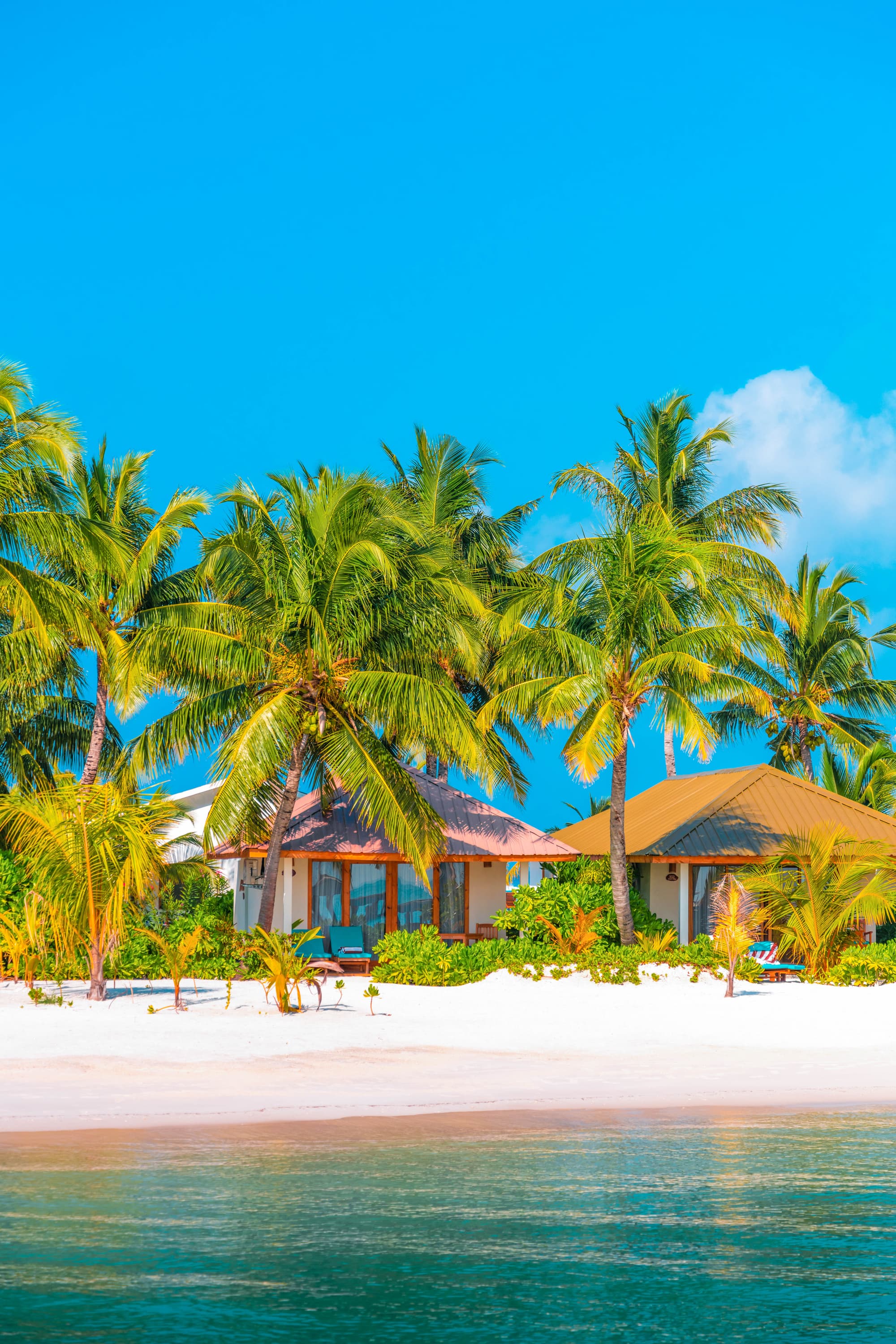 South Palm Resort Maldives, Beach