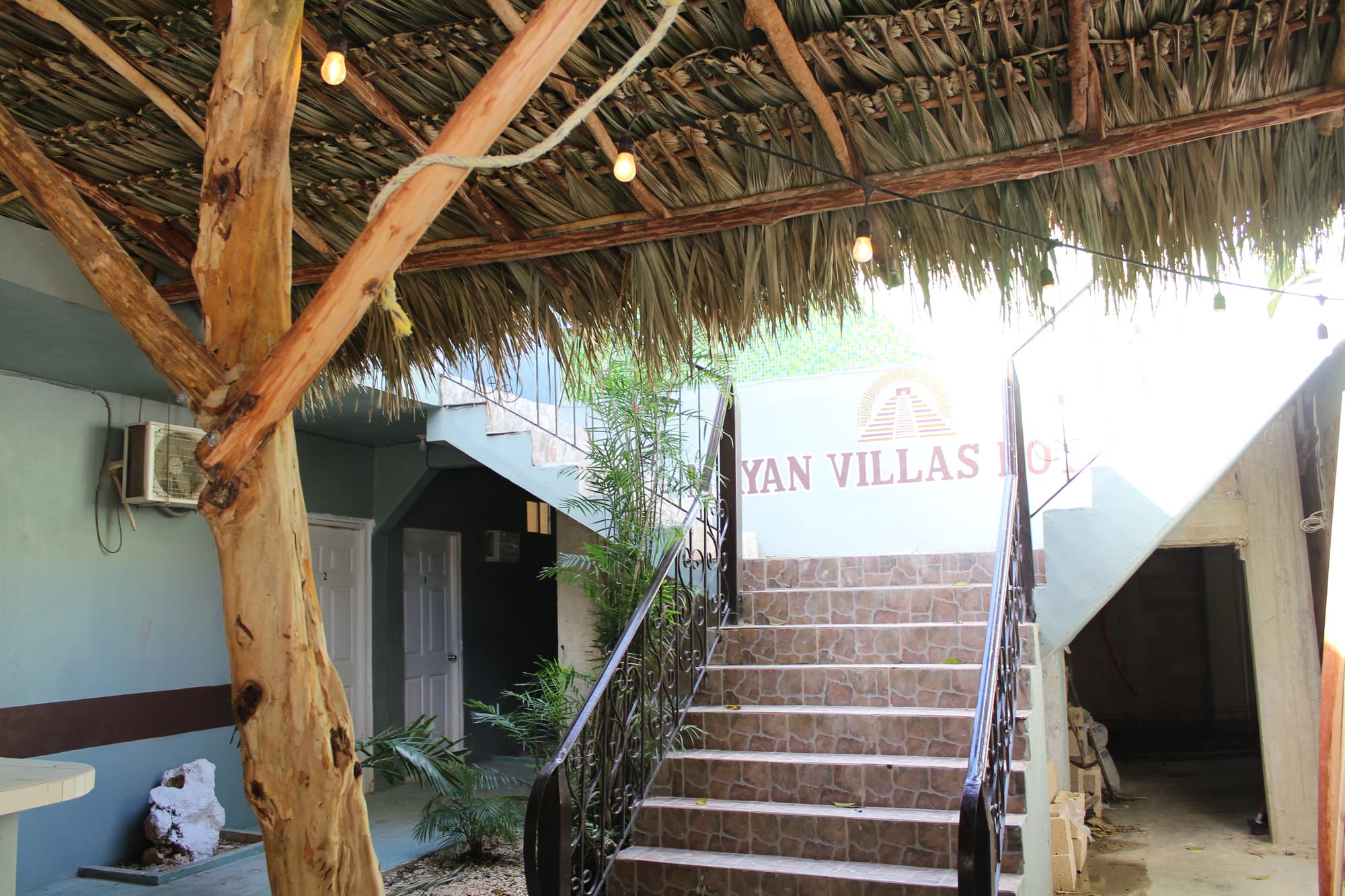 Mayan Villas Hotel, Conferences