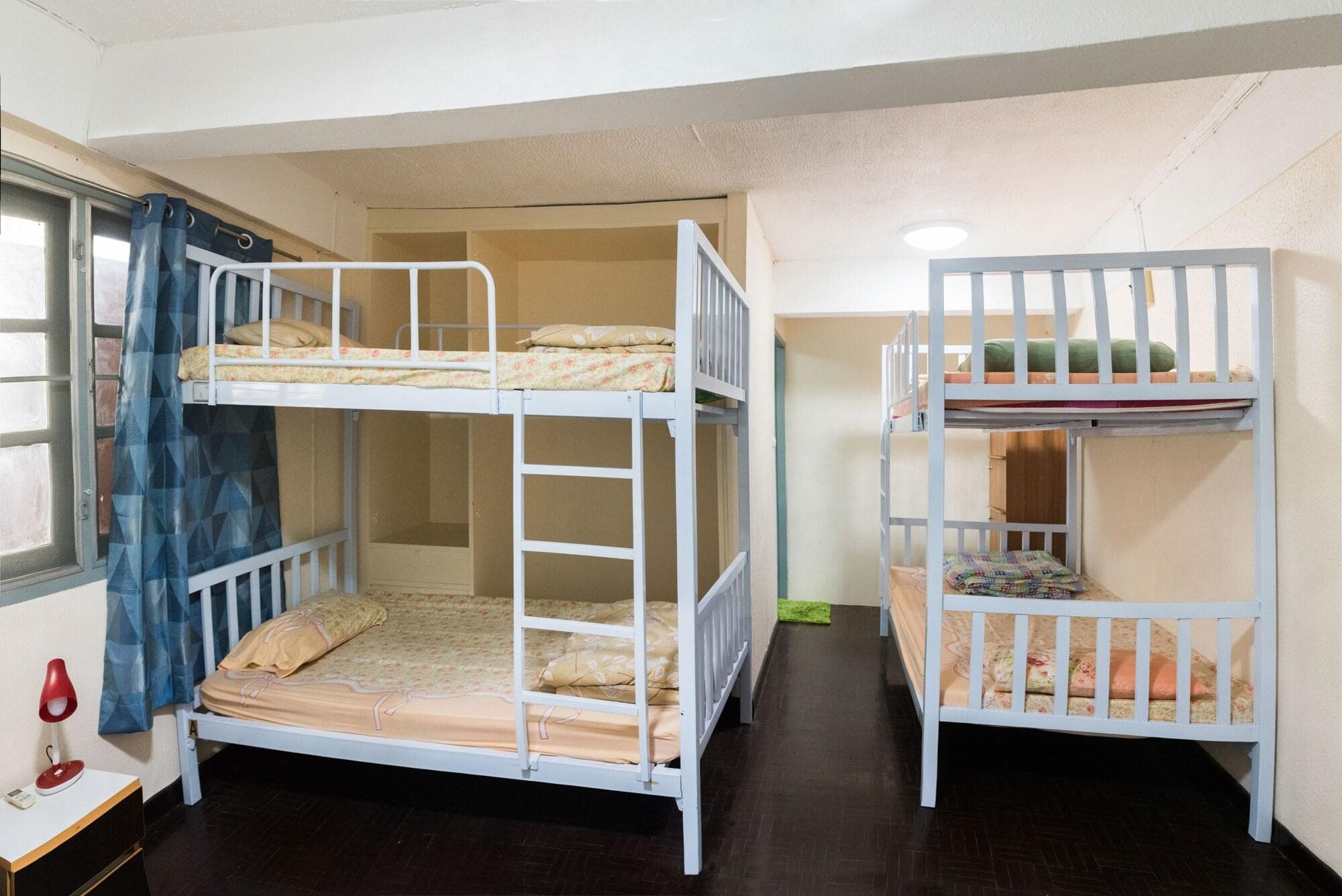 Dutch Guesthouse, Room