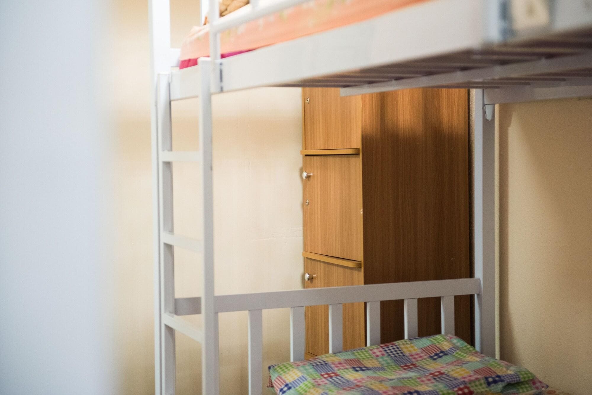 Dutch Guesthouse, Room