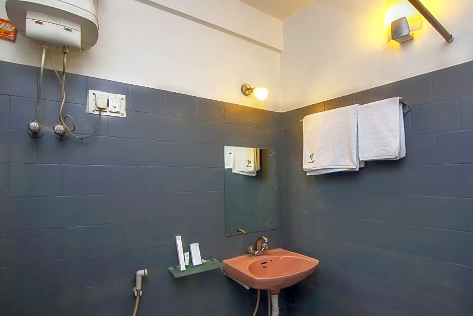 Treebo Trend Green View, General view