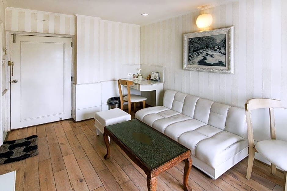 Treebo Trend Green View, General view