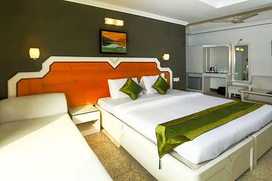 Treebo Trend Green View, General view