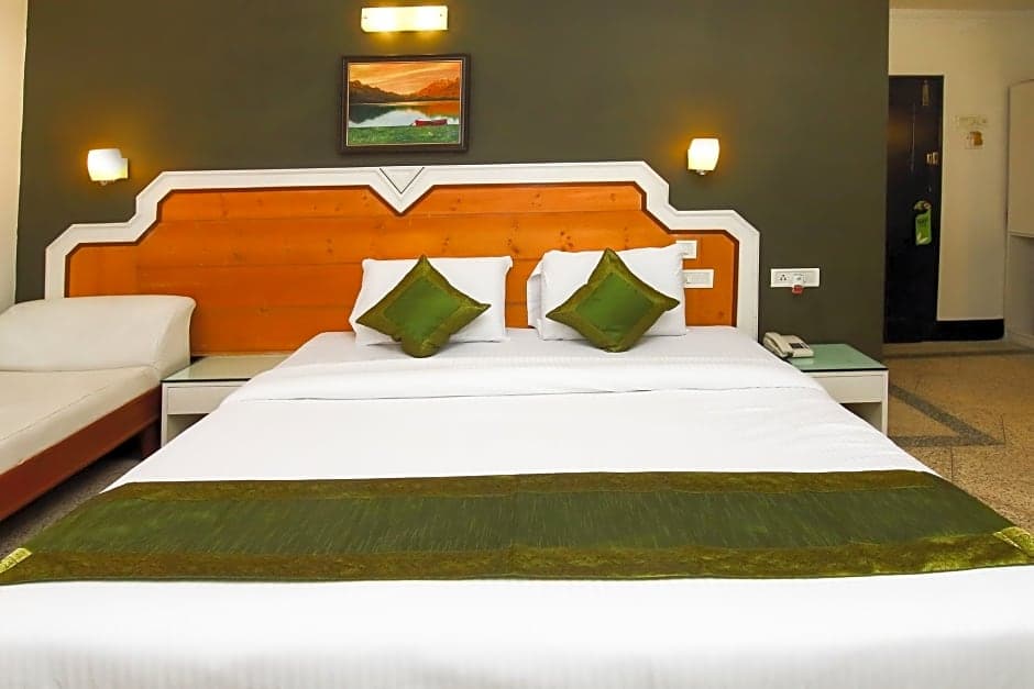 Treebo Trend Green View, General view