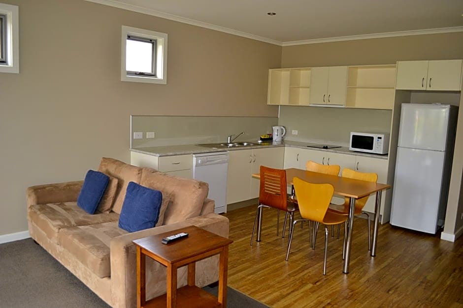 Sea Foam Villas, General view