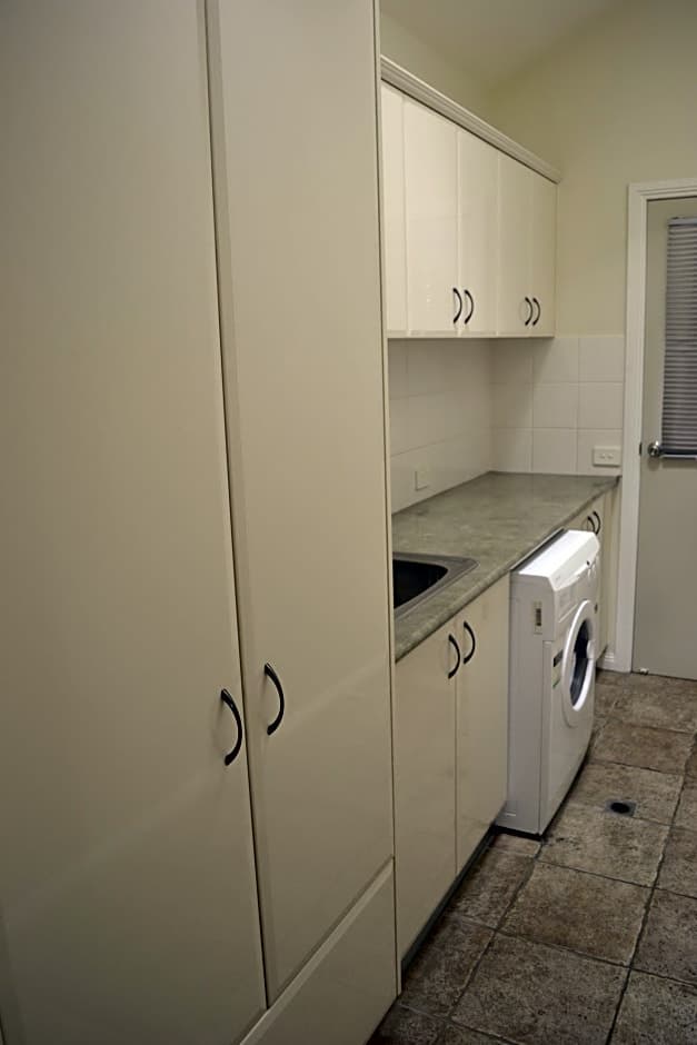 Sea Foam Villas, General view