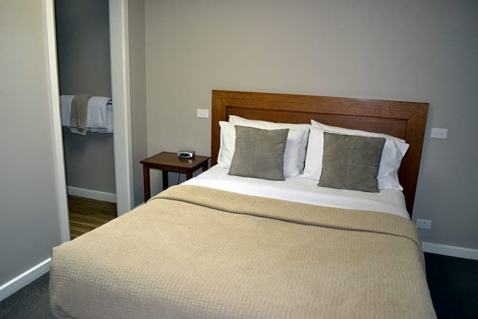 Sea Foam Villas, General view