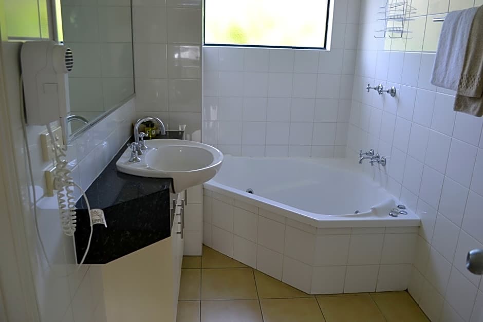 Sea Foam Villas, General view