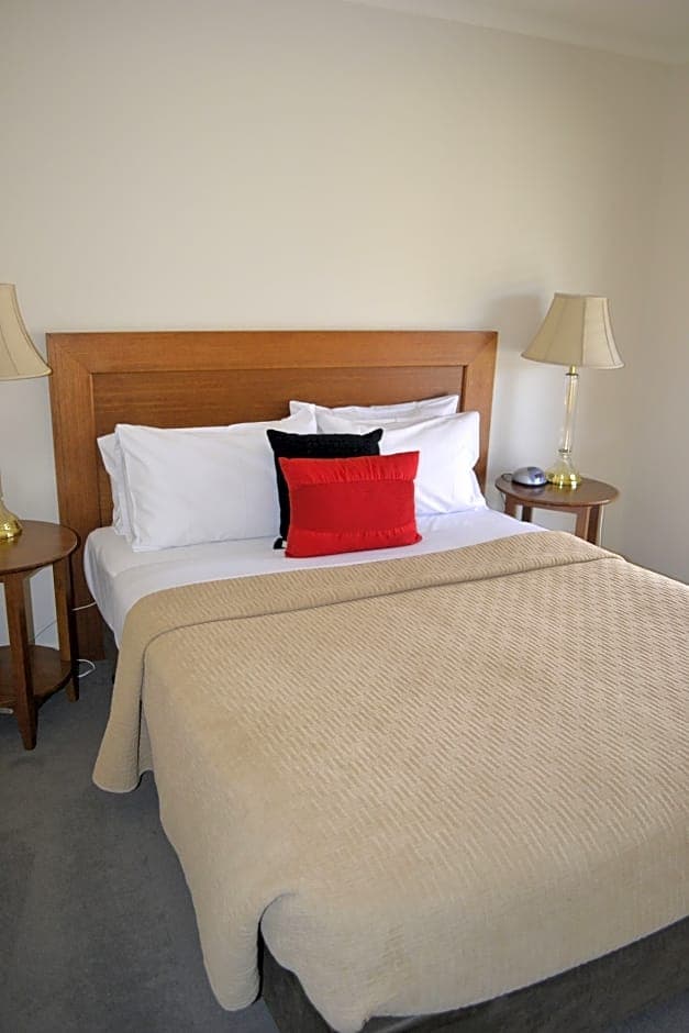 Sea Foam Villas, General view