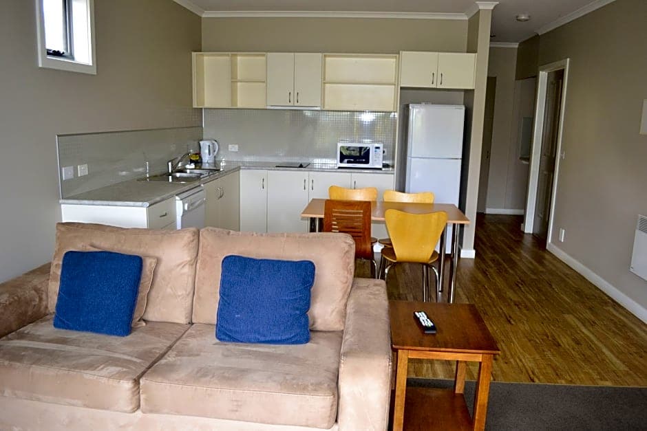 Sea Foam Villas, General view