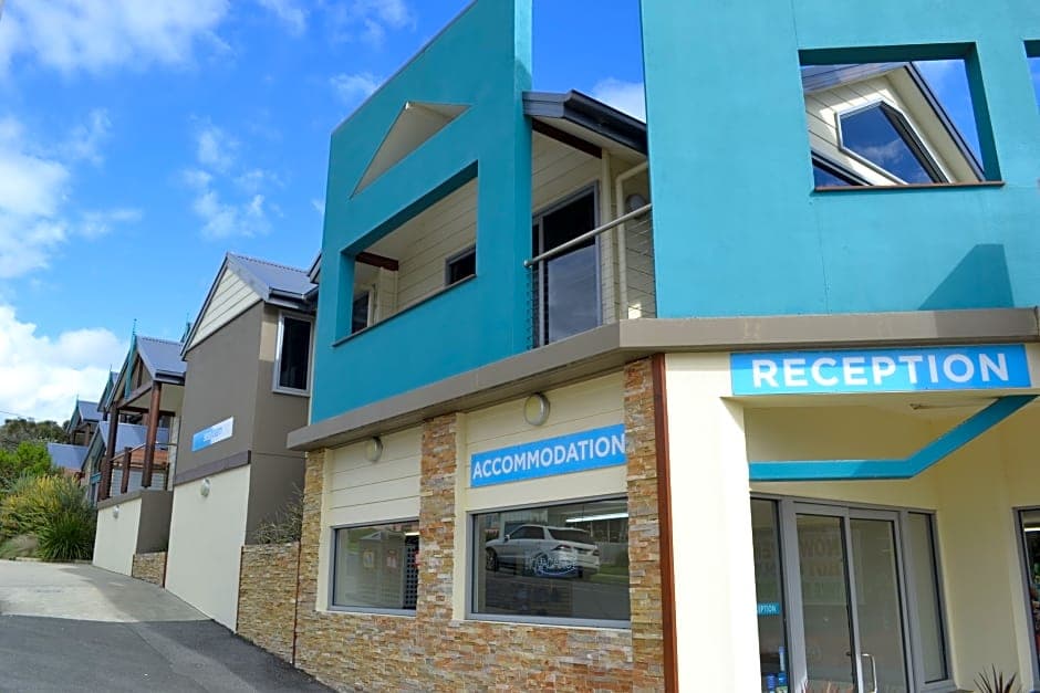 Sea Foam Villas, General view