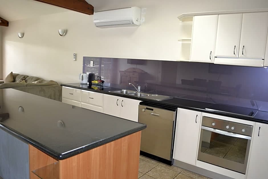 Sea Foam Villas, General view