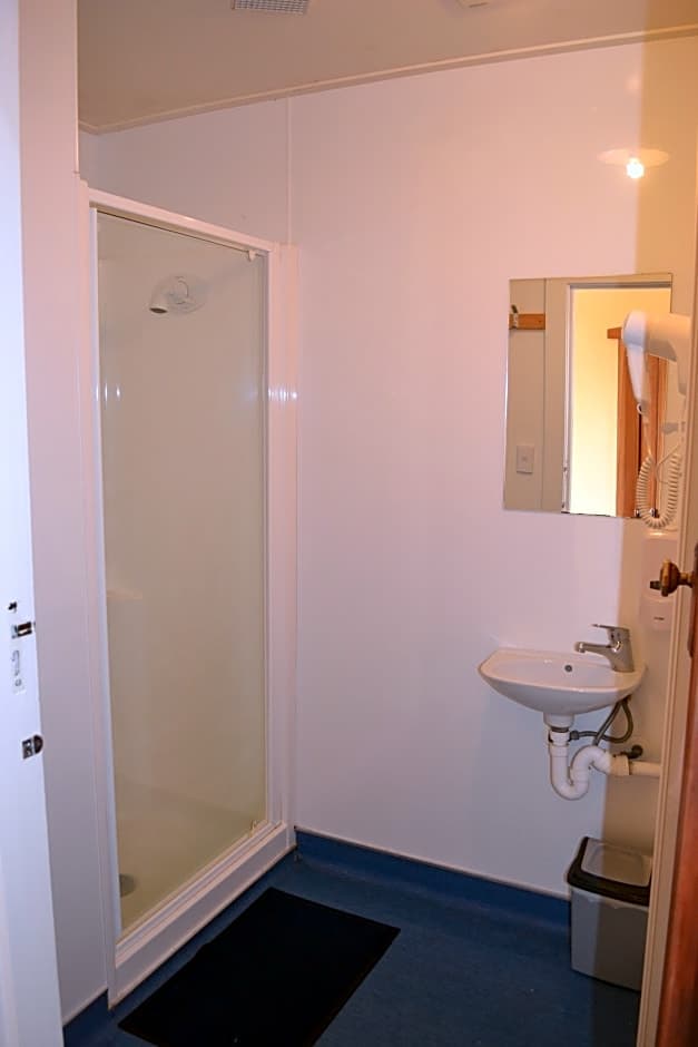 Franz Josef Montrose Hostel Lodge, General view