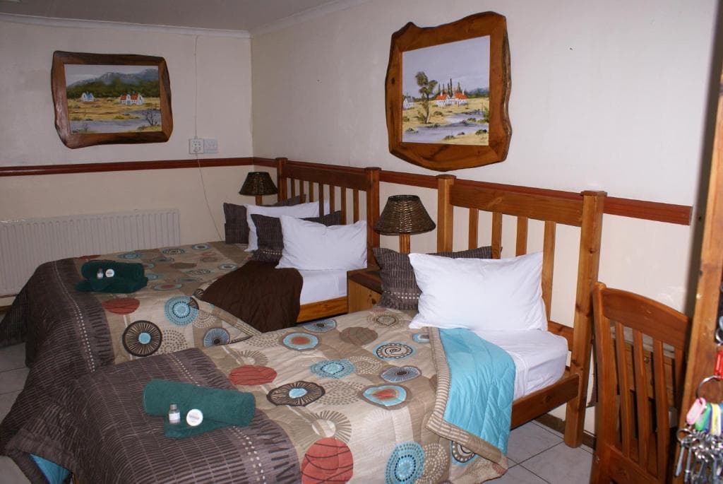 Airport Inn Bed and Breakfast, Room