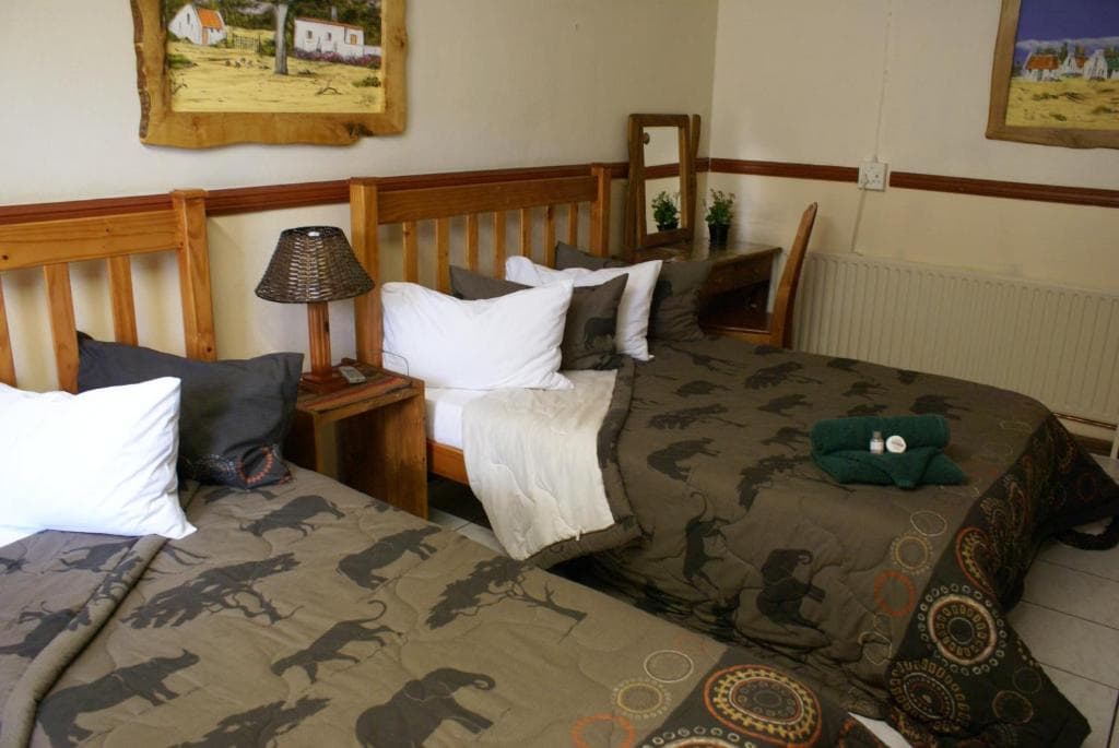 Airport Inn Bed and Breakfast, Room