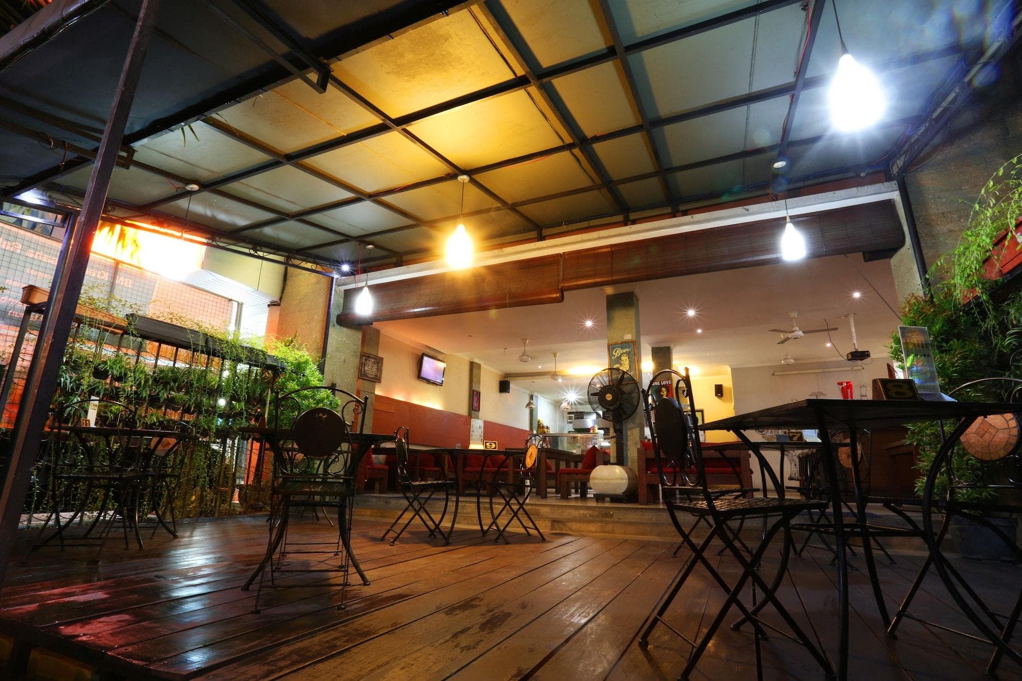 Puri Mango Hotel Sanur, Restaurant