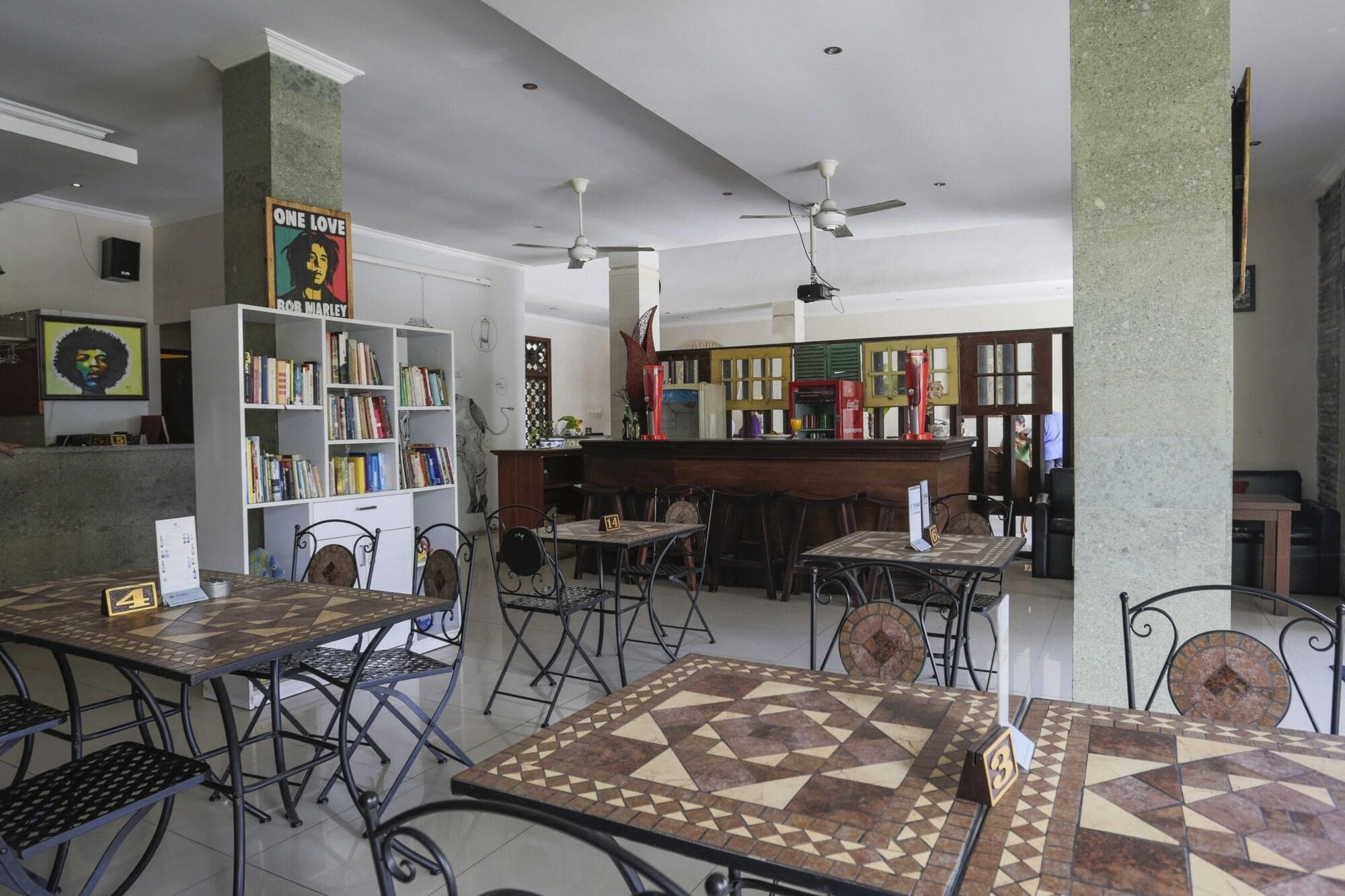 Puri Mango Hotel Sanur, Restaurant